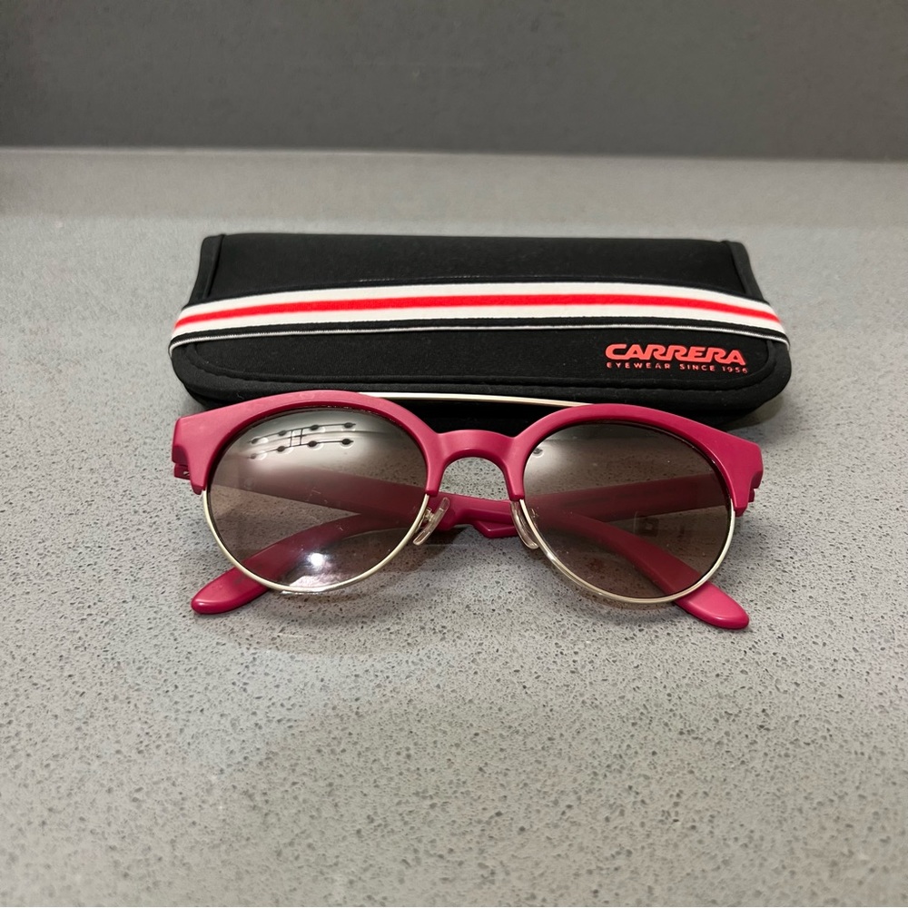Carrera Clubmaster Red Sunglasses with case - Picture 3 of 4